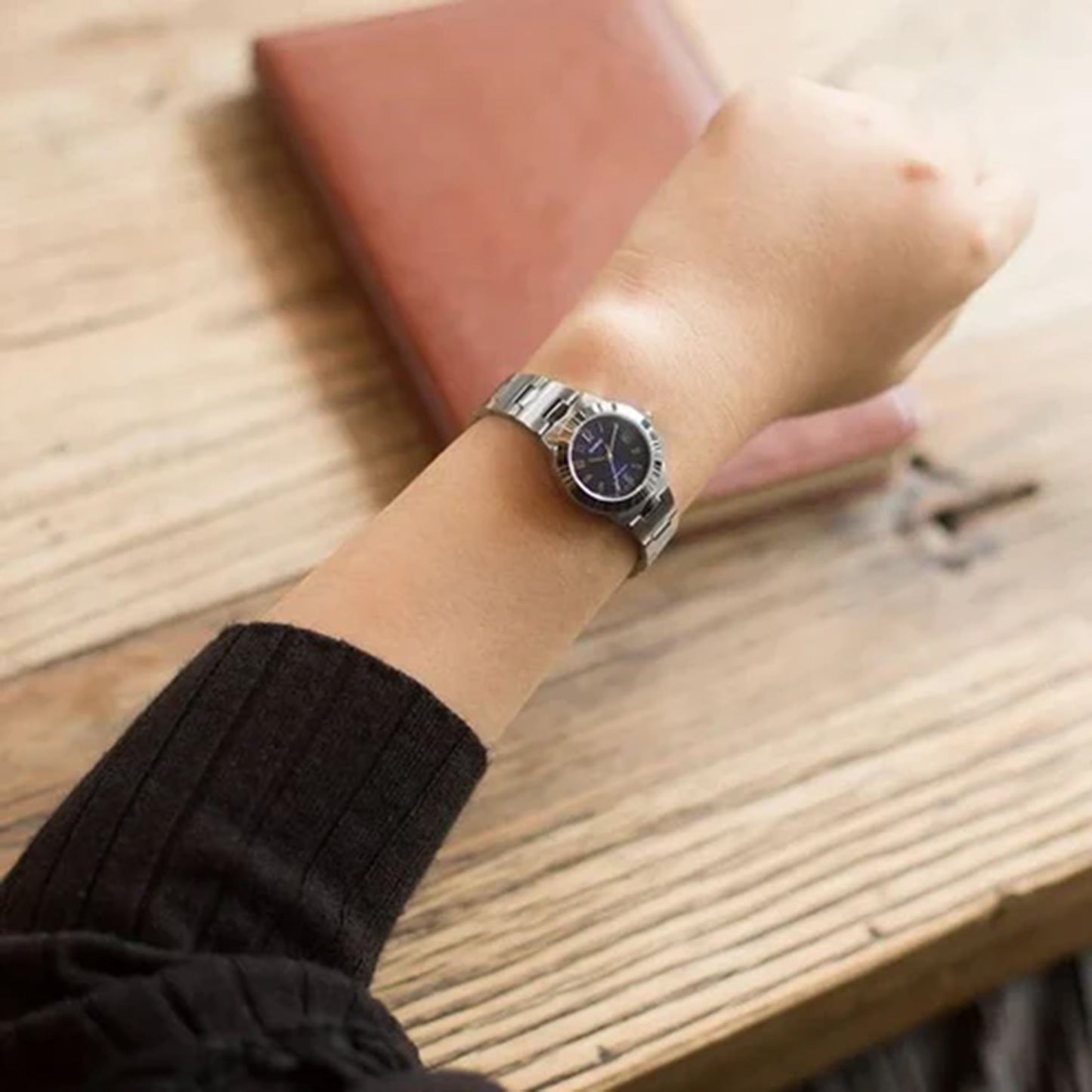 LTP-1241D | RELOJ PARA MUJER CASIO - CELESTE Y AZUL