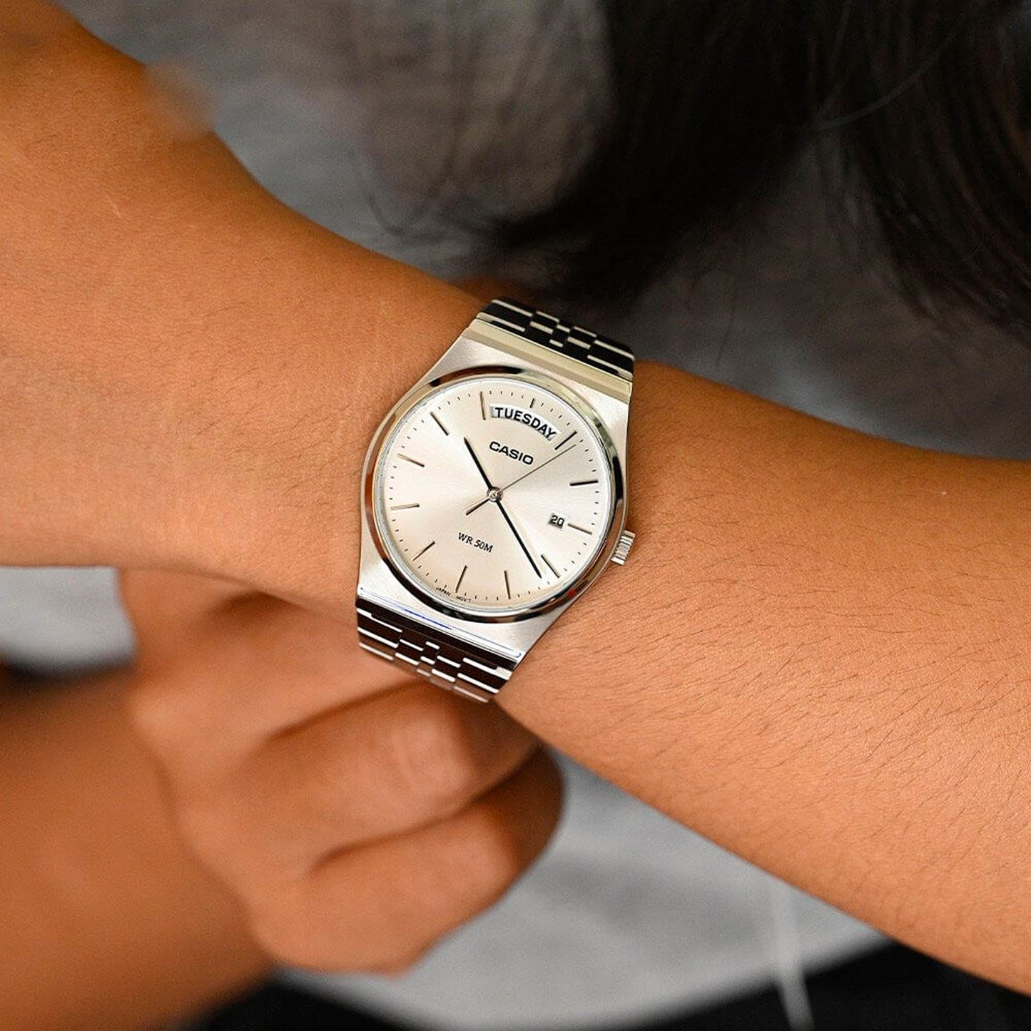 MTP-B146D-7AVDF | RELOJ DE ACERO PARA HOMBRE CASIO - BLANCO