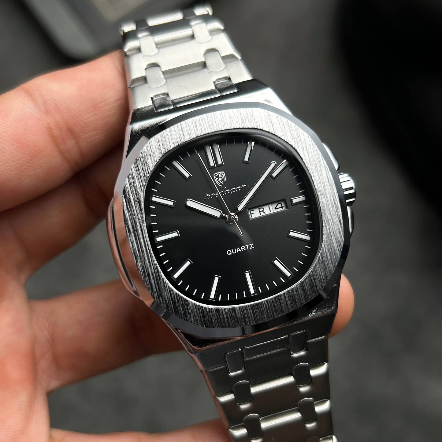 POE-14 CASUAL ELEGANTE ACERO PLATEADO NEGRO ANALOGICO