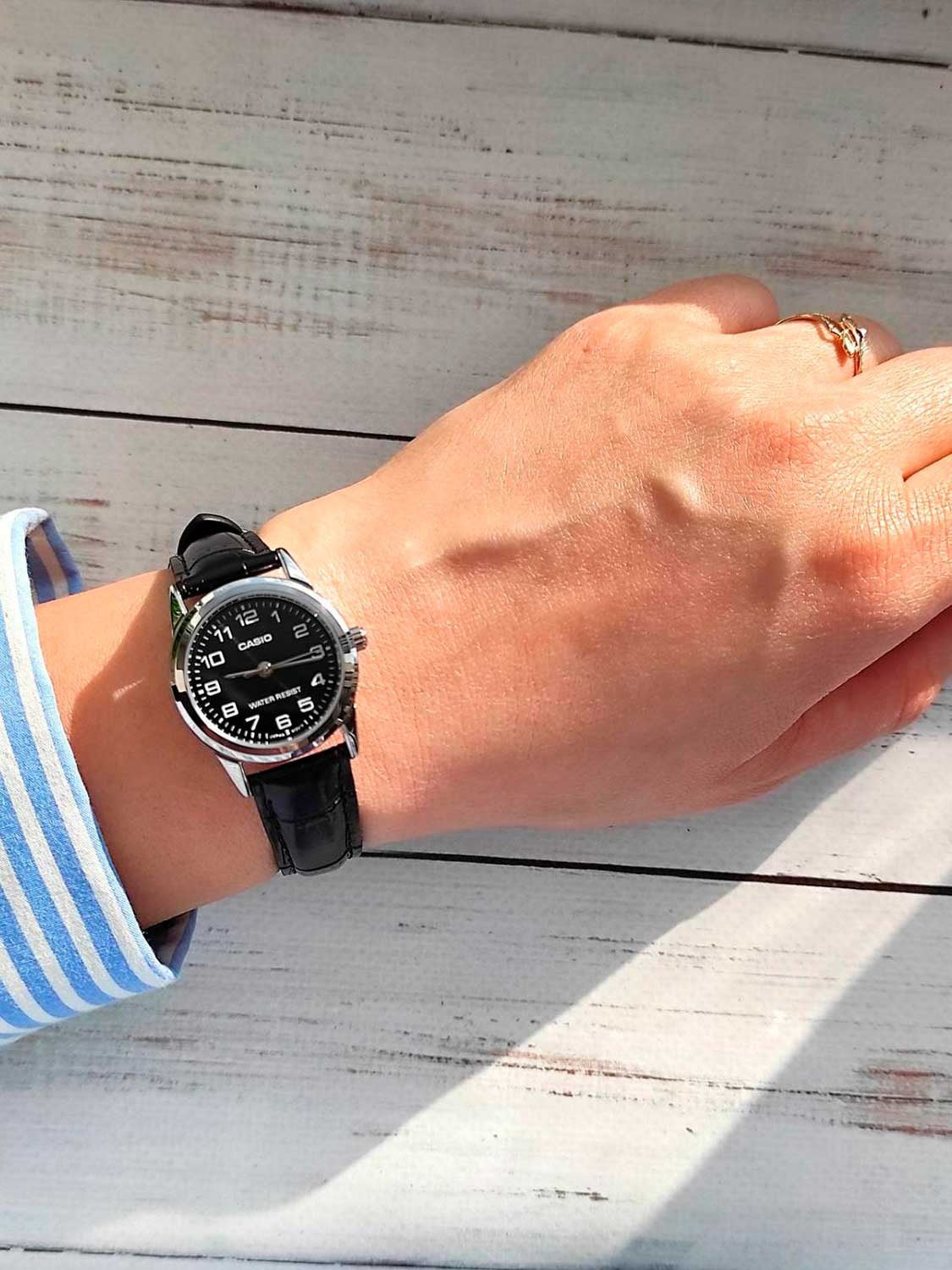 MTP-V001L-1B/LTP-V001L-1B RELOJ CASIO DE CUERO PARA PAREJA DE COLOR NEGRO | CAS-40, CAS-229
